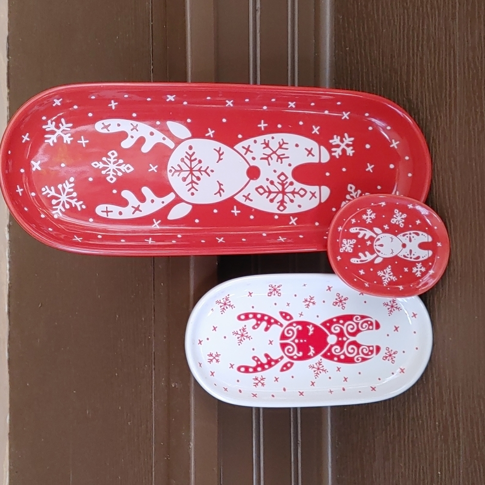 Temptations Seasonal Set of 3 Ass't & Stack Trays